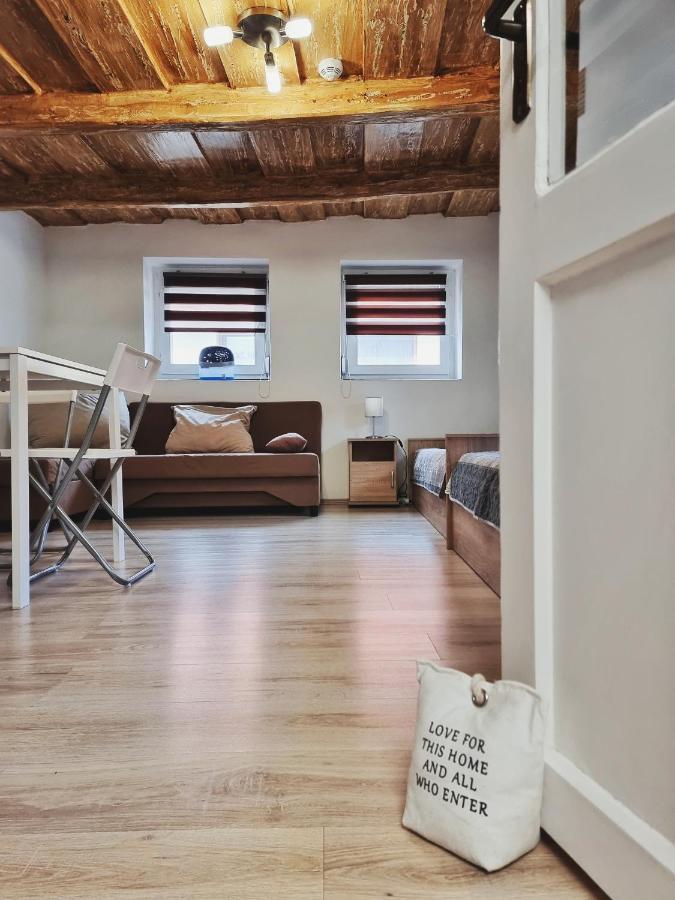 Gyongy Apartmanhazak Daire Gyöngyös Dış mekan fotoğraf