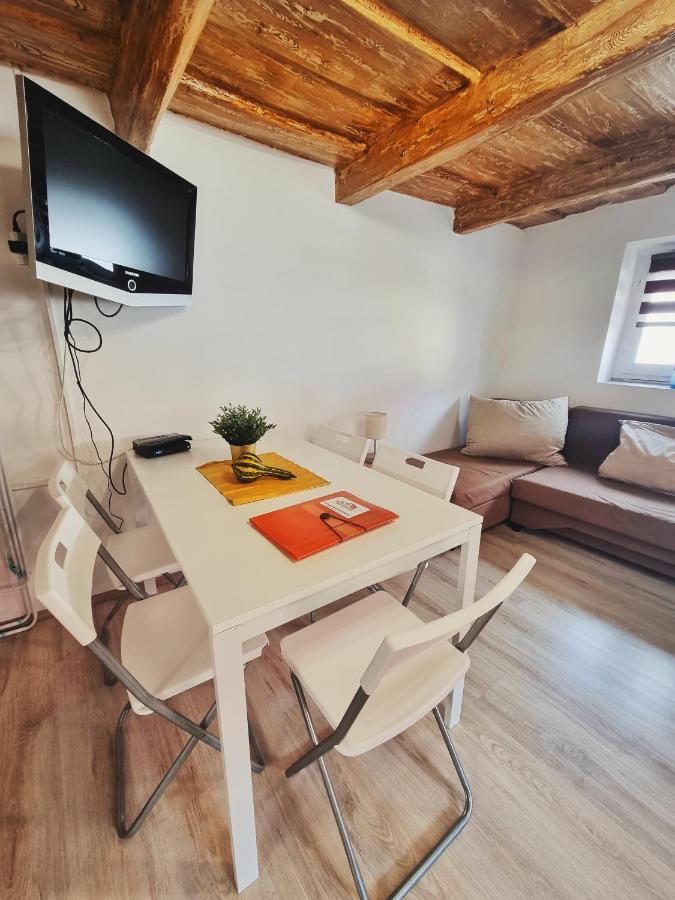 Gyongy Apartmanhazak Daire Gyöngyös Dış mekan fotoğraf