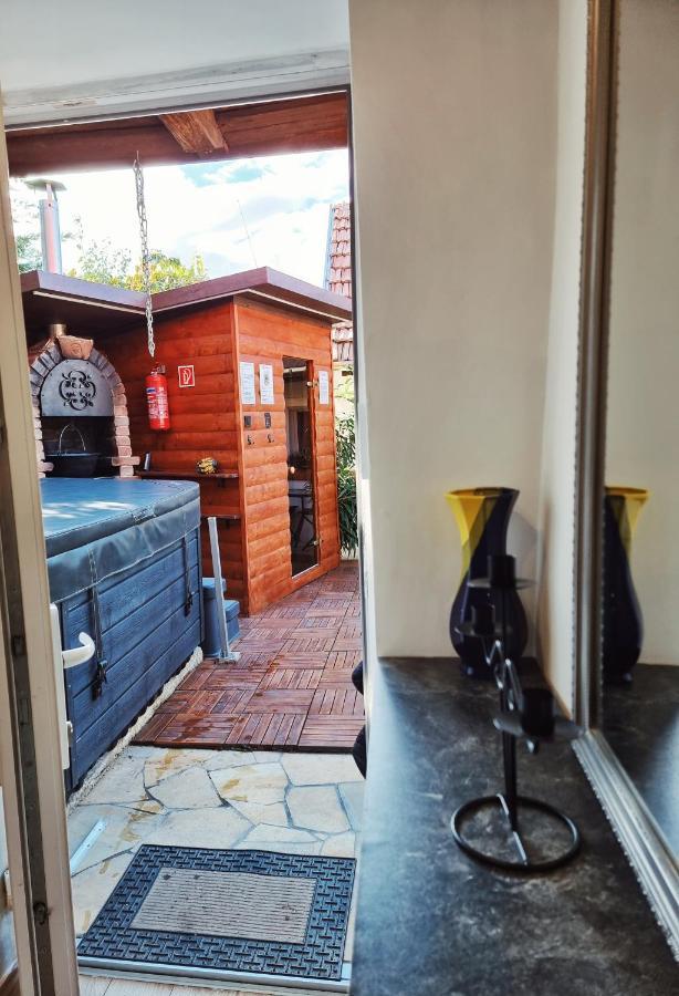 Gyongy Apartmanhazak Daire Gyöngyös Dış mekan fotoğraf