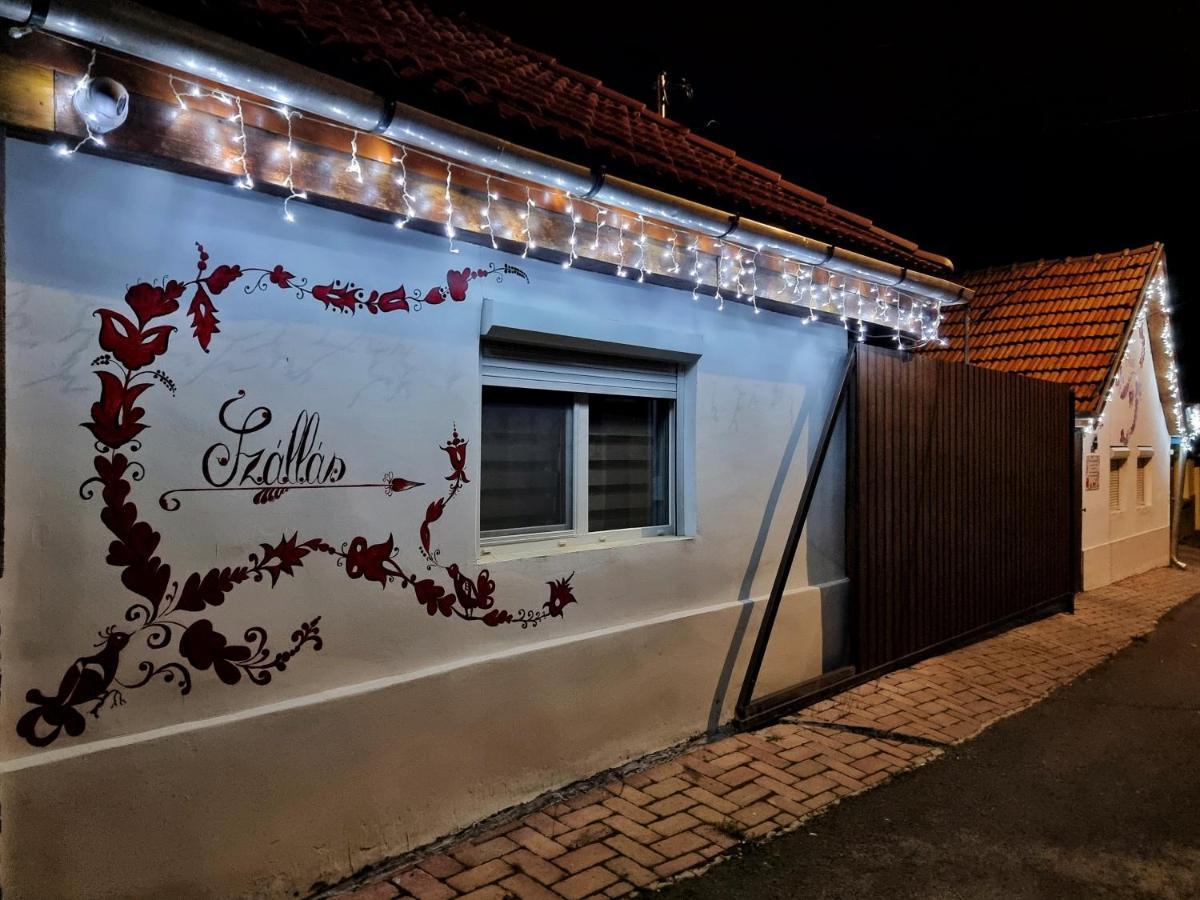Gyongy Apartmanhazak Daire Gyöngyös Dış mekan fotoğraf